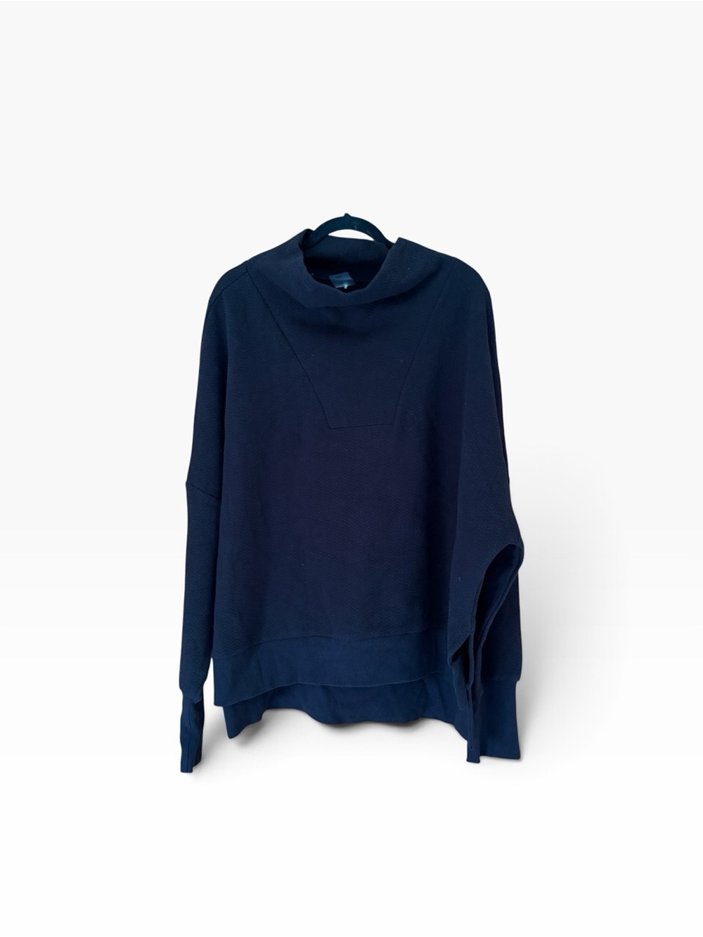 Calla Women’s Activewear Sweatshirt